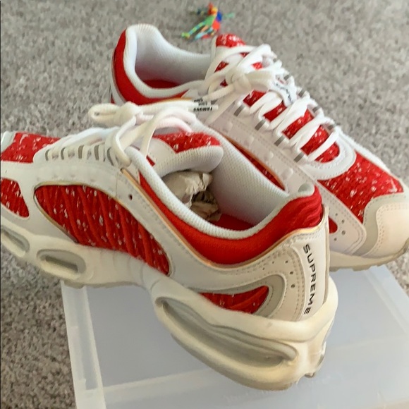 Supreme X Nike Air Men’s 6.5 - Picture 1 of 4